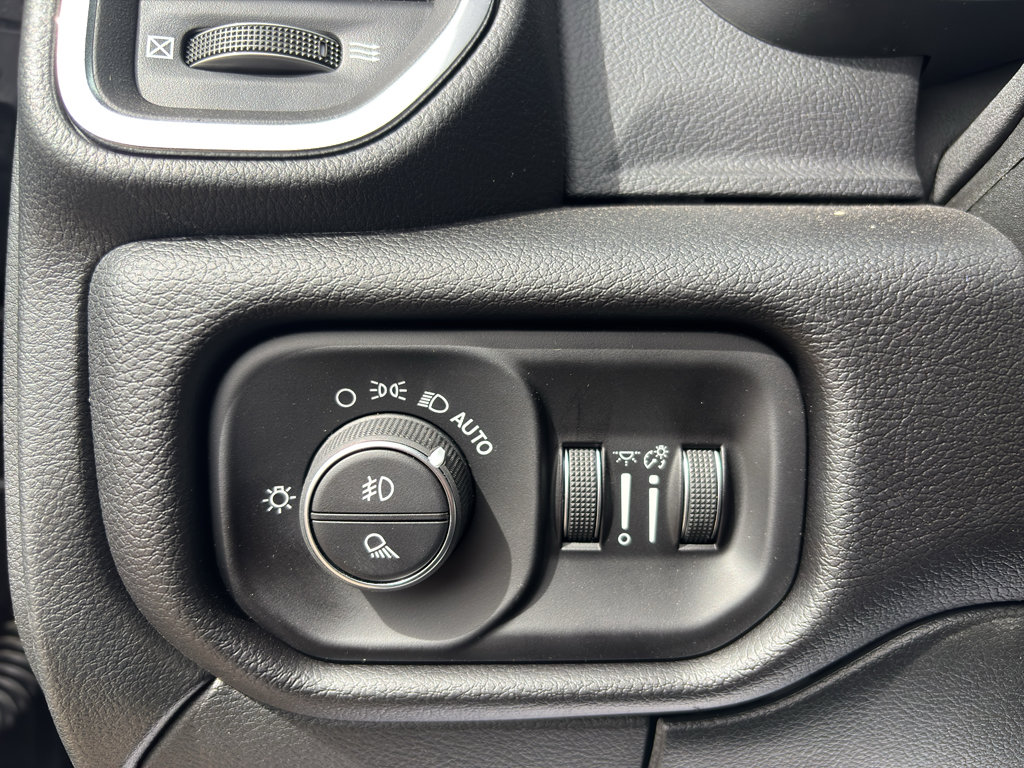 New 2025 RAM 2500 Laramie image 19