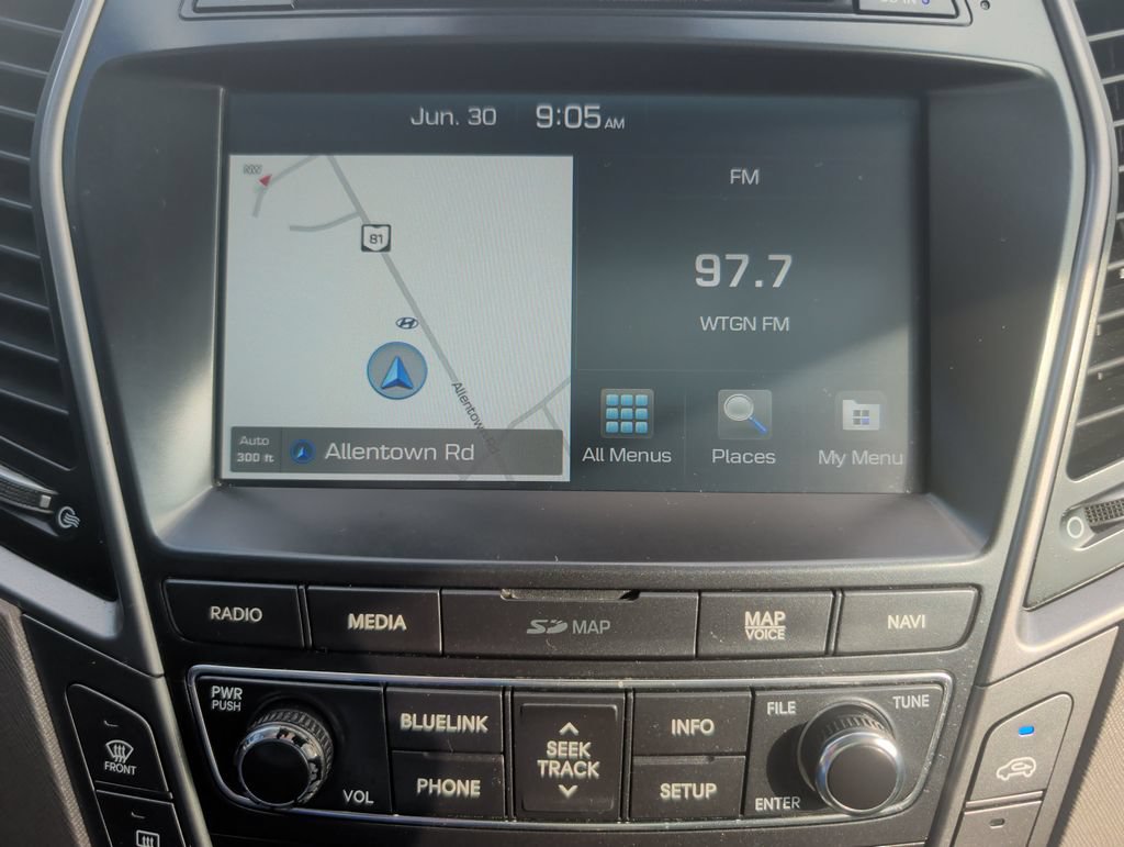 Used 2018 Hyundai Santa Fe AWD image 13