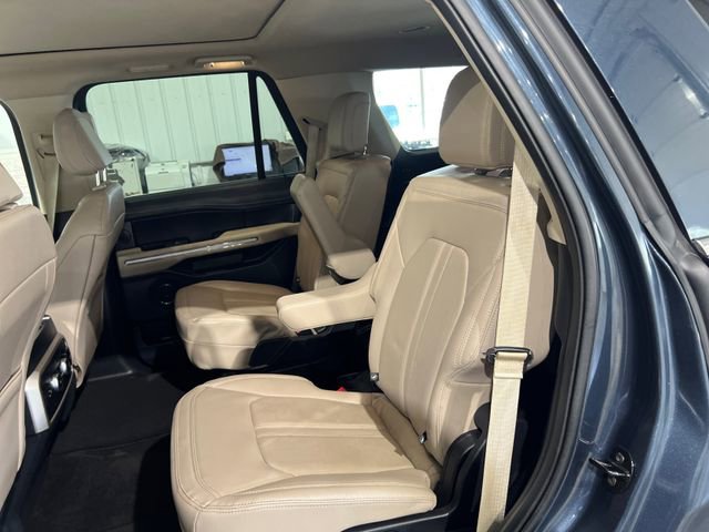 Certified 2022 Ford Expedition Limited AWD/4WD image 10