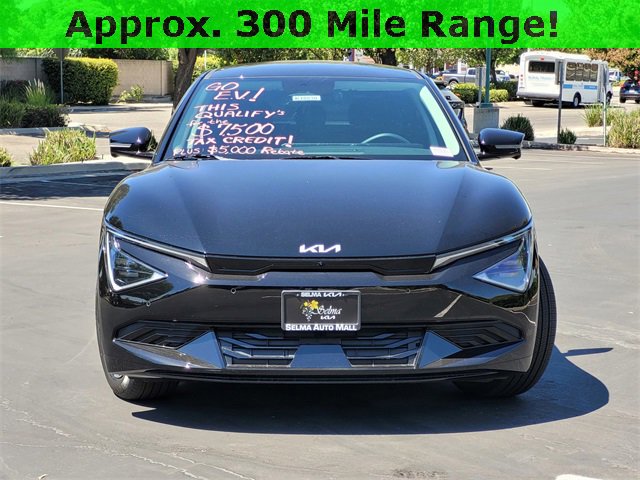 New 2025 Kia EV6 Wind image 2