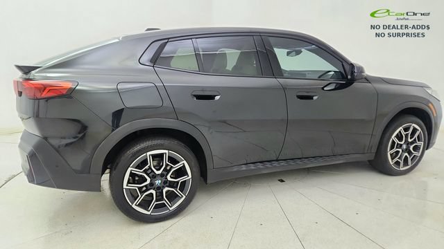Used 2025 BMW X2 xDrive28i w/ Premium Package AWD/4WD image 6