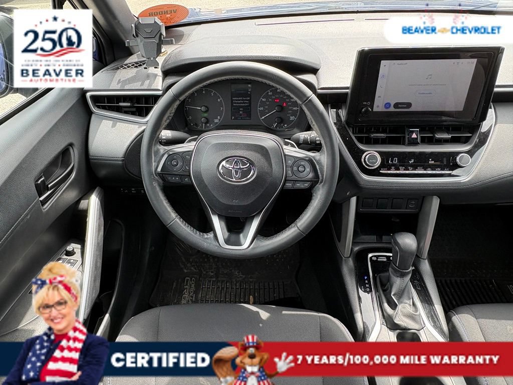 Used 2024 Toyota Corolla Cross AWD Hybrid w/ Moonroof Package image 16