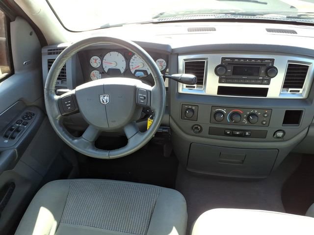 Used 2009 Dodge Ram 2500 Truck SLT w/ Popular Equipment Group AWD/4WD image 17