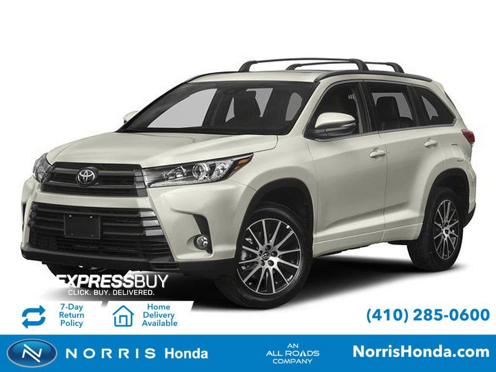 Used 2018 Toyota Highlander SE image 1