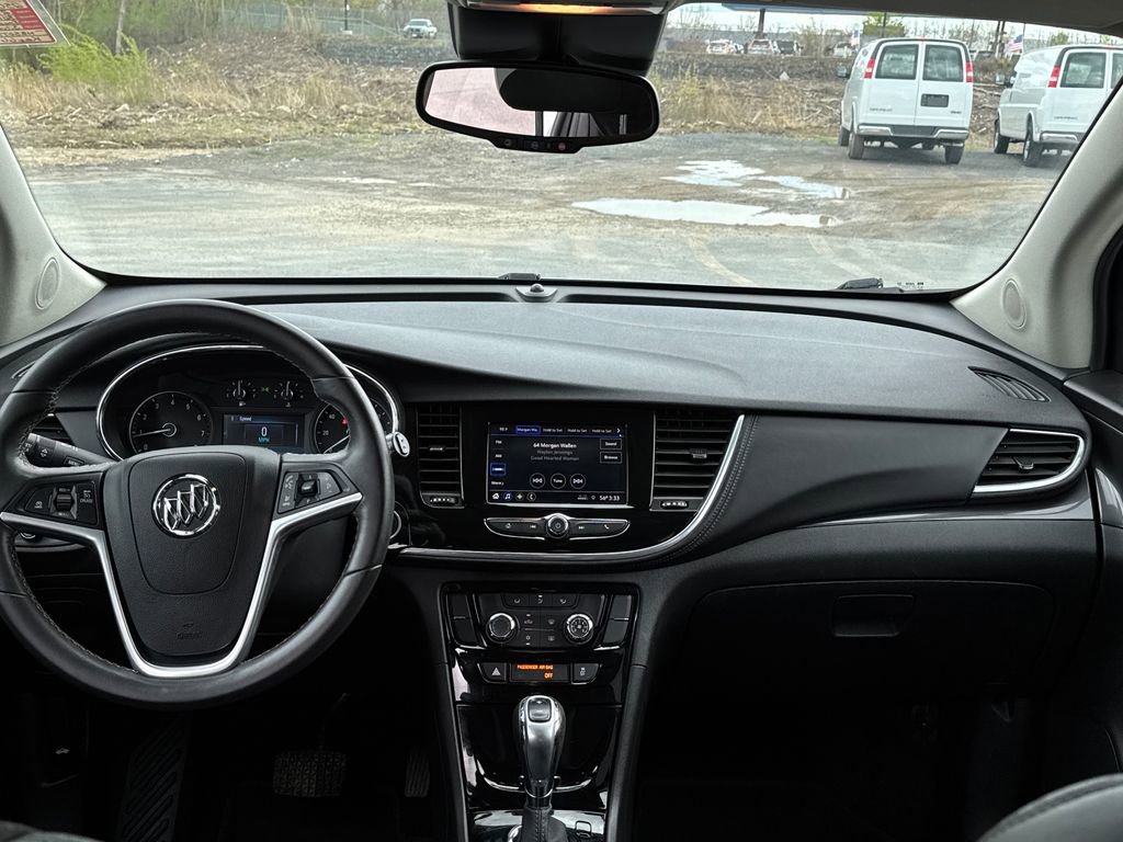 Used 2022 Buick Encore Preferred AWD/4WD image 13