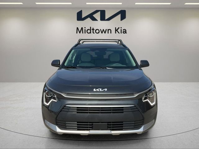 Used 2025 Kia Niro EX image 8