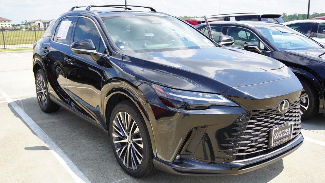 Certified 2023 Lexus RX 350 Premium Plus w/ Cold Area Package FWD image 3