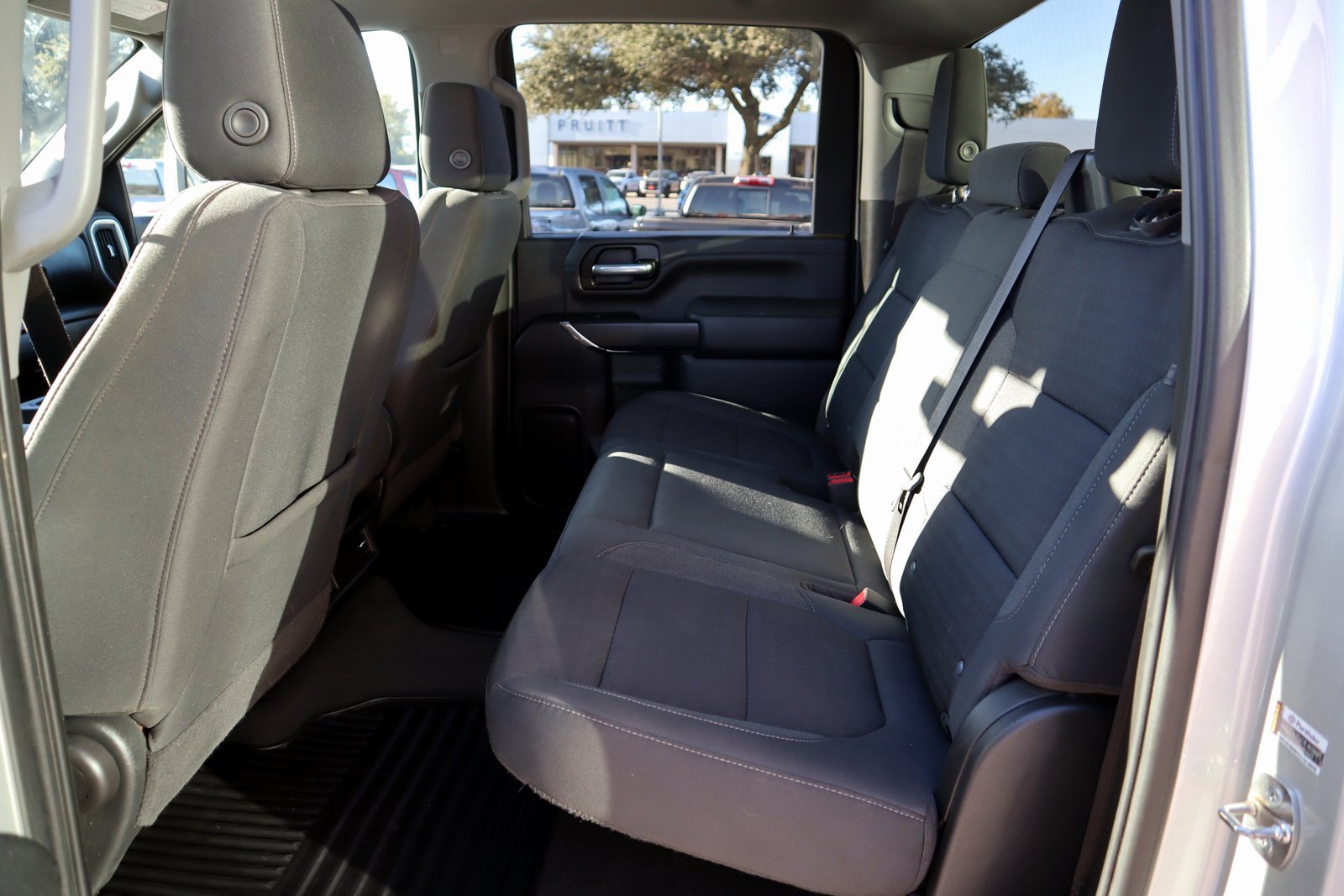 Used 2023 GMC Sierra 2500 SLE image 19