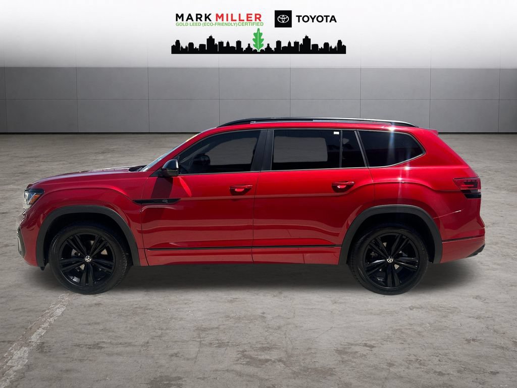 Used 2023 Volkswagen Atlas SEL R-Line AWD/4WD image 2