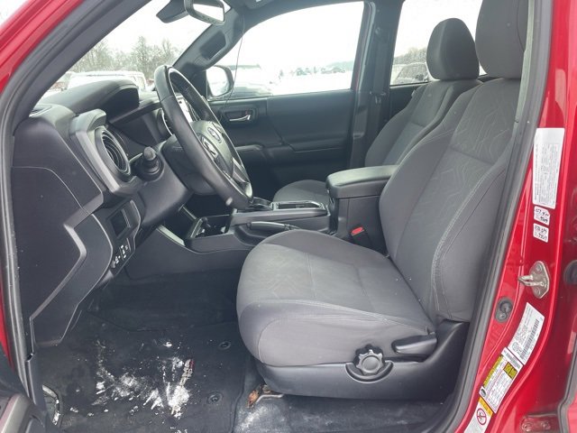 Used 2018 Toyota Tacoma TRD Sport image 8