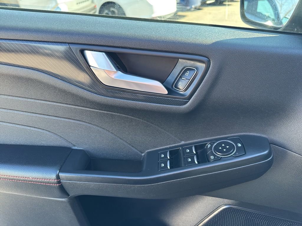 Used 2024 Ford Escape ST-Line w/ Cold Weather Package image 11