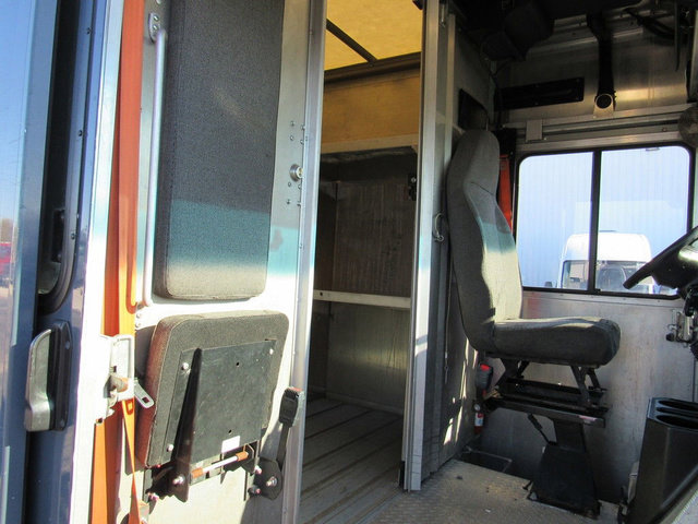 Used 2019 Ford E-450 and Econoline 450 Super Duty RWD image 14