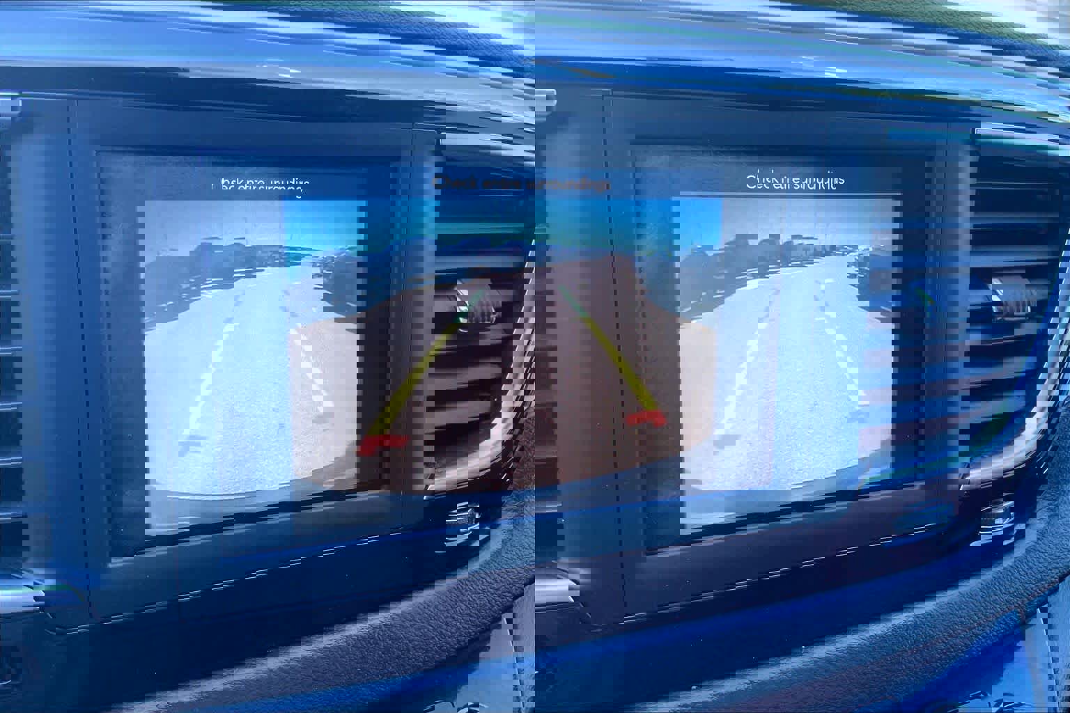 Used 2020 Chrysler Pacifica Touring w/ S Appearance Package FWD image 26