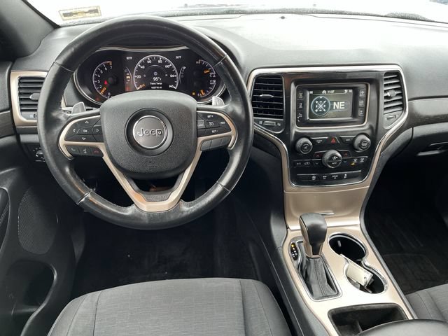 Used 2016 Jeep Grand Cherokee Laredo AWD/4WD image 12