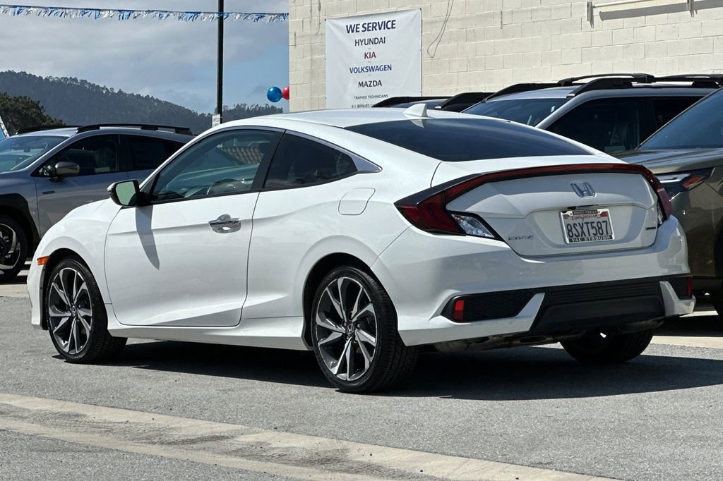 Used 2020 Honda Civic Touring image 5