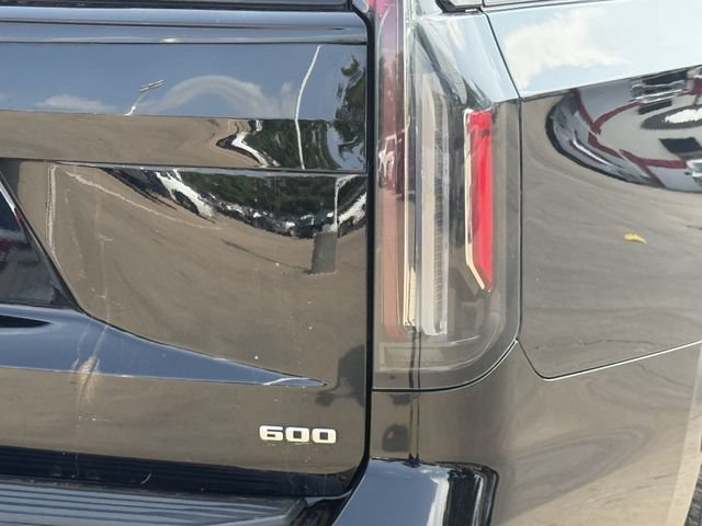 Used 2023 Cadillac Escalade ESV Sport Platinum w/ LPO, Floor Liner Package AWD/4WD image 7
