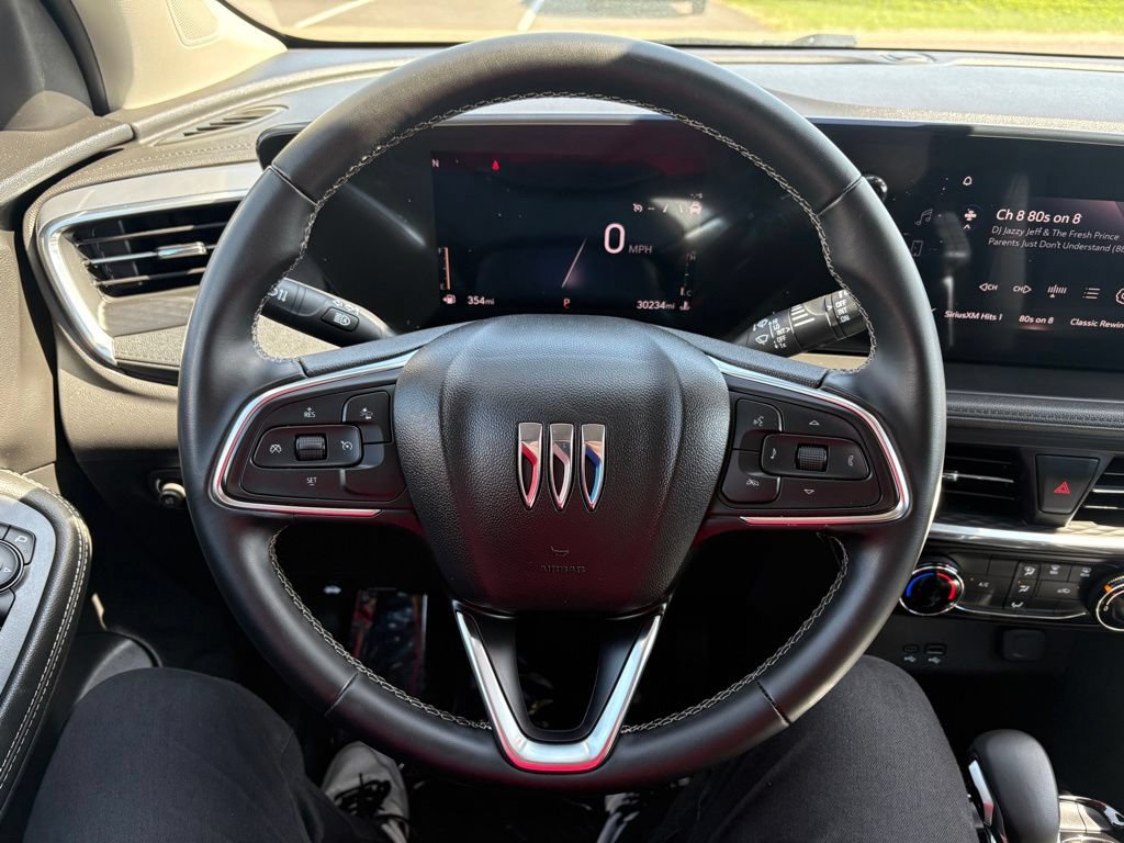 Used 2025 Buick Encore GX Preferred FWD image 18