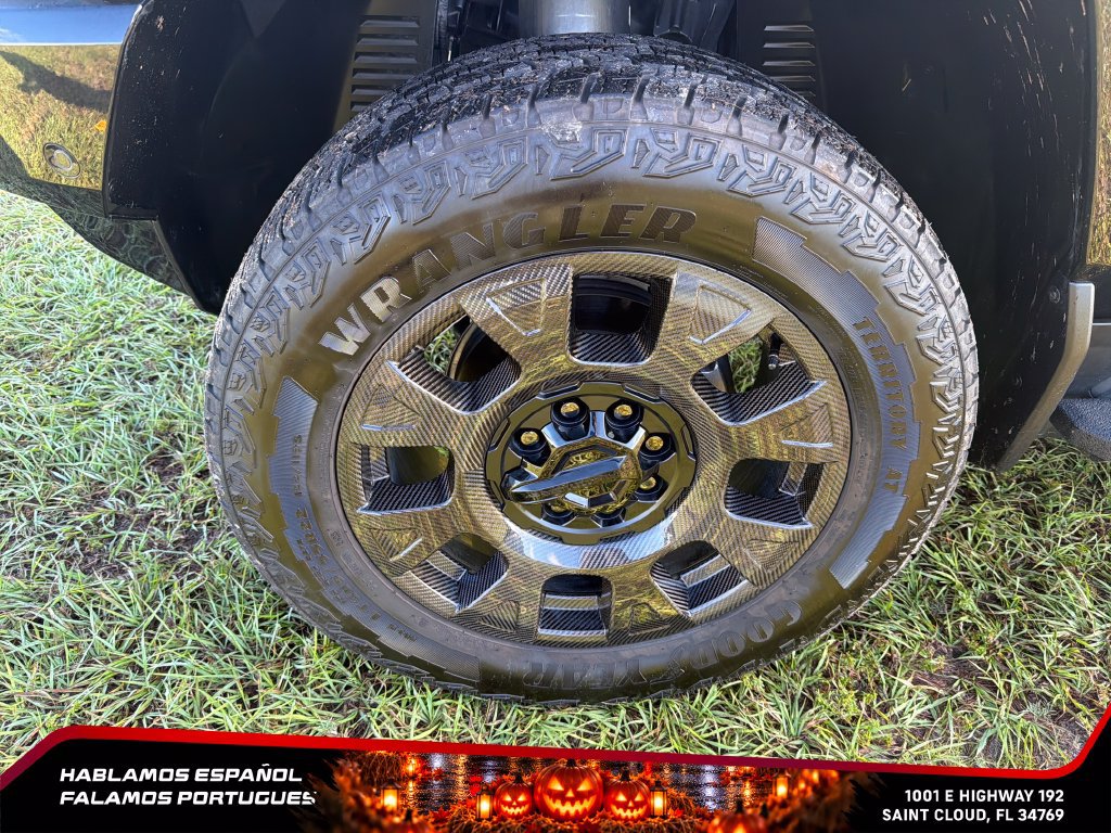 Used 2026 GMC Hummer EV 3X w/ Carbon Fiber Edition Package AWD/4WD image 10