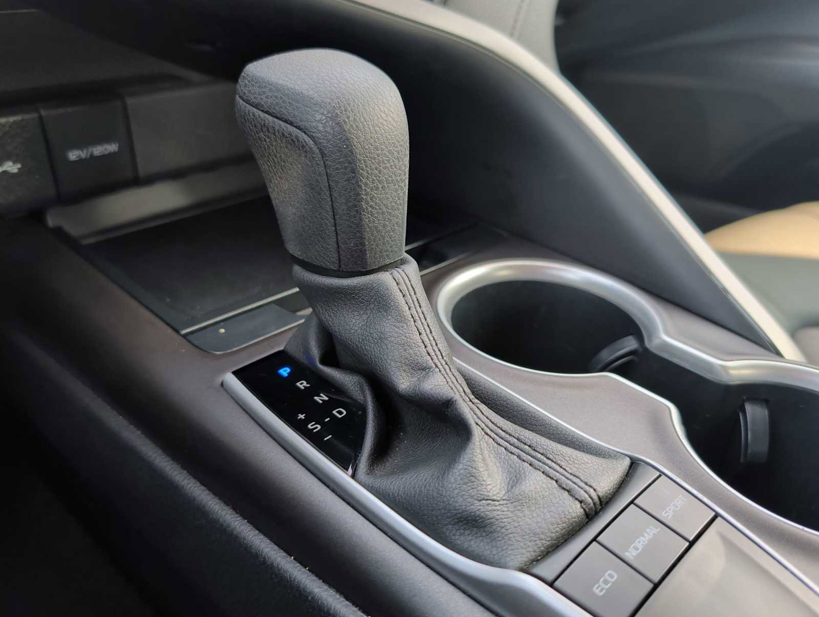 Used 2024 Toyota Camry LE image 21