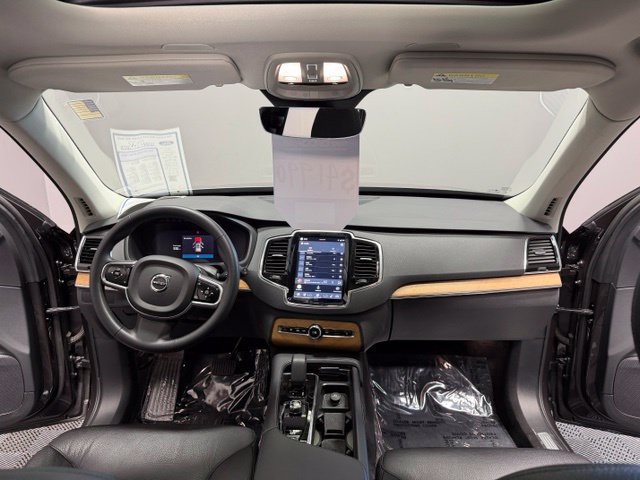 Used 2023 Volvo XC90 B6 Plus w/ Protection Package Premier AWD/4WD image 35
