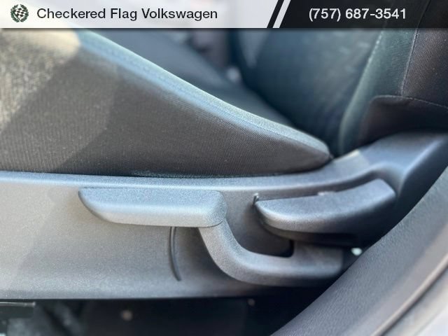 Used 2024 Nissan Kicks SV FWD image 22
