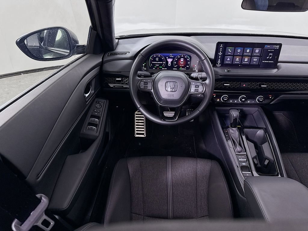 Used 2025 Honda Accord Sport image 23
