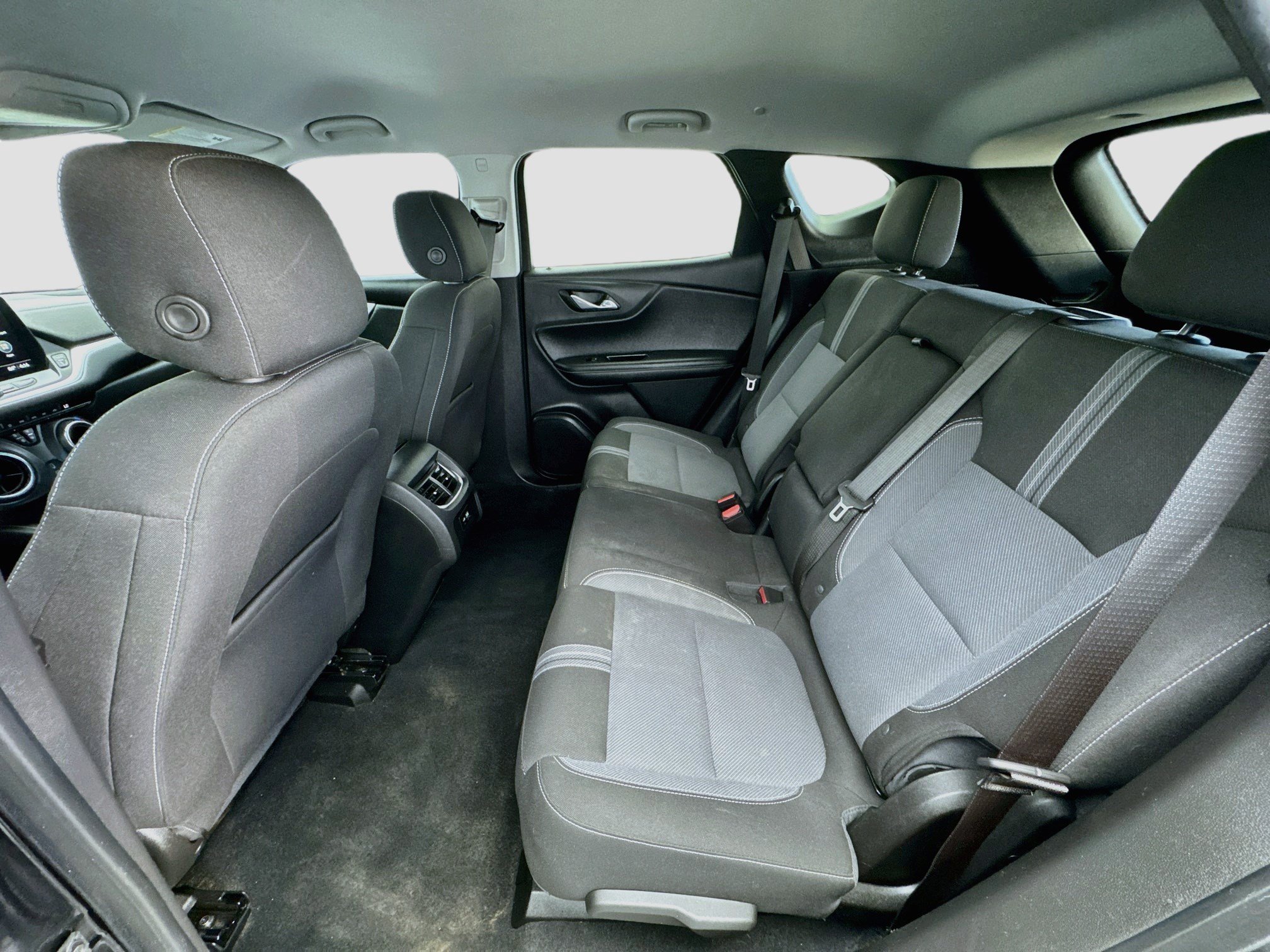 Used 2023 Chevrolet Blazer LT FWD image 15