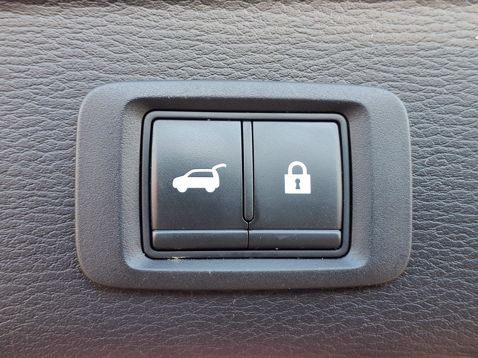 Used 2022 Mitsubishi Outlander SE image 23