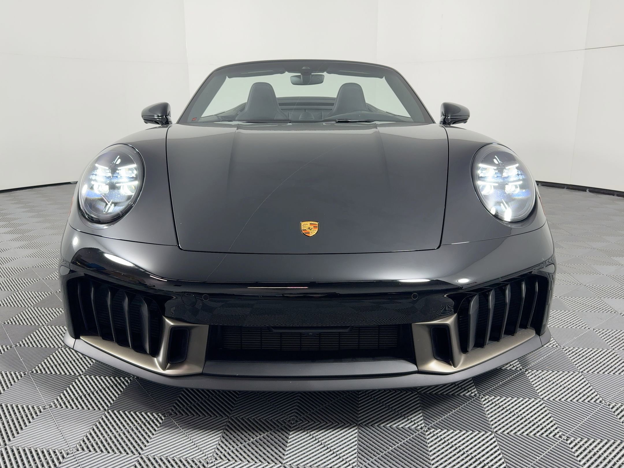 Used 2026 Porsche 911 GTS image 6