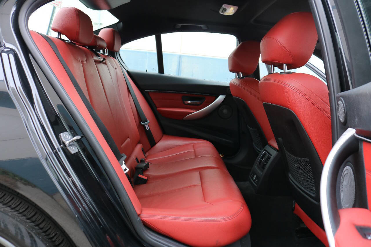 Used 2016 BMW 340i xDrive Sedan image 17