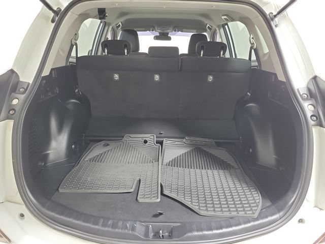 Used 2018 Toyota RAV4 LE Plus AWD/4WD image 10