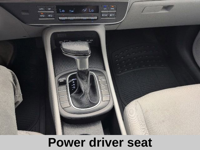 Used 2025 Hyundai Kona SEL AWD/4WD image 6