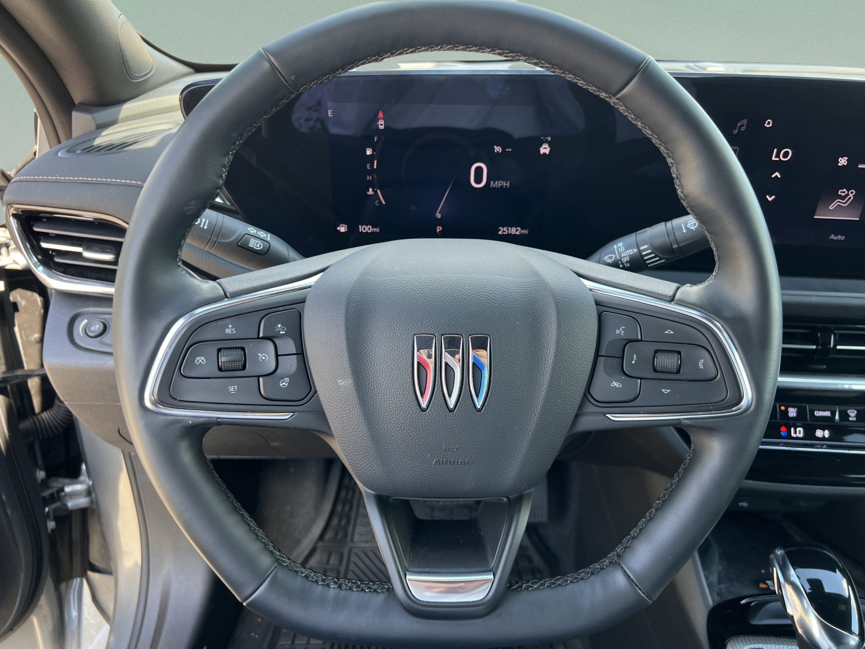 Used 2025 Buick Envista Avenir FWD image 13