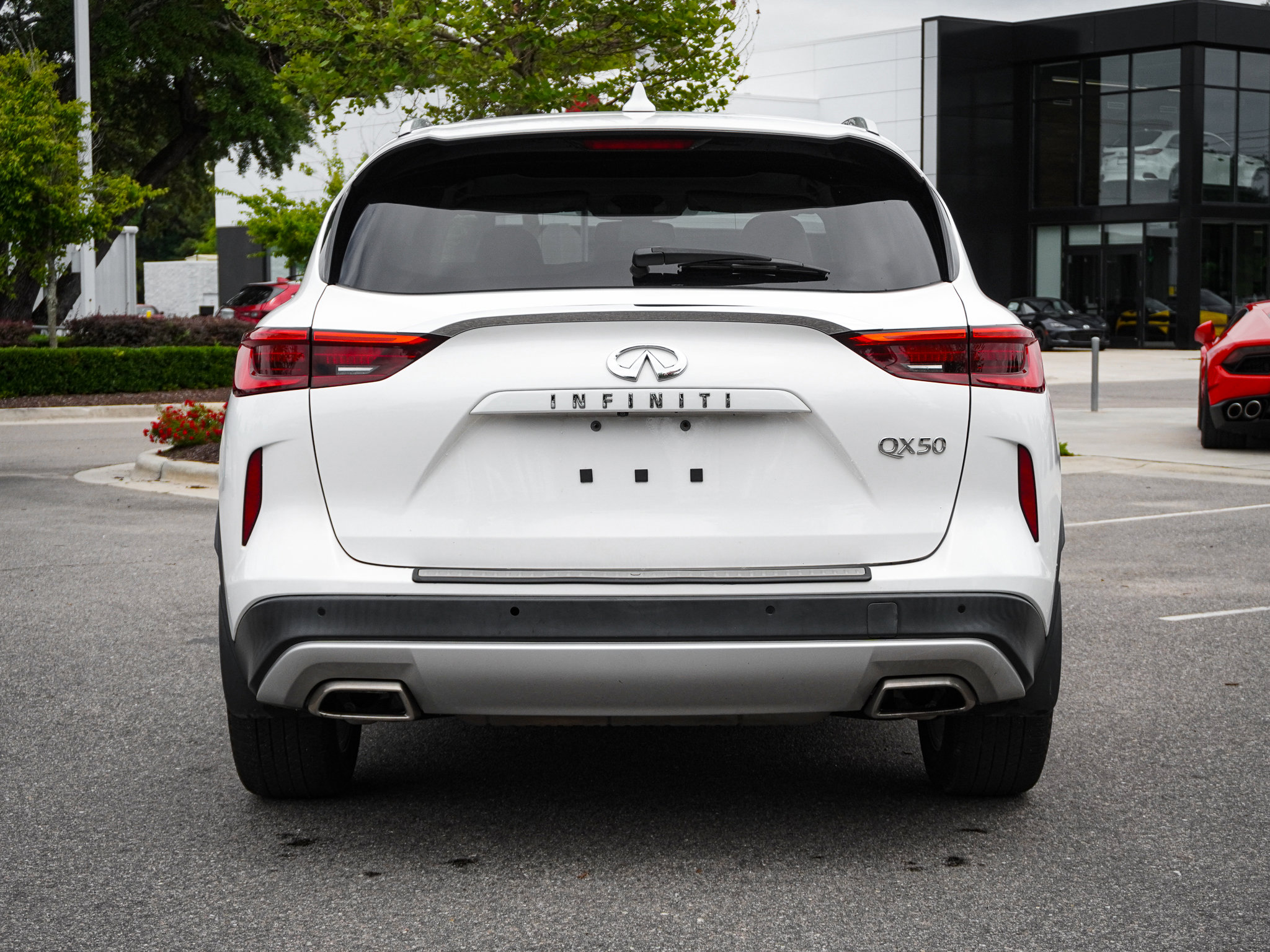 Used 2021 INFINITI QX50 Essential w/ Cargo Package FWD image 9