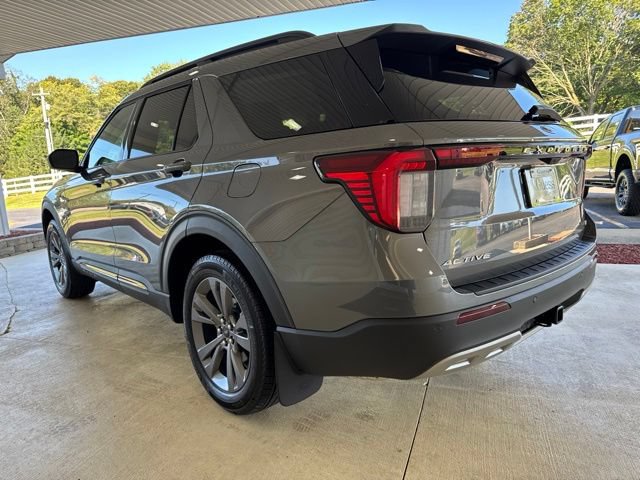 New 2026 Ford Explorer Active w/ Active Comfort Package AWD/4WD image 8