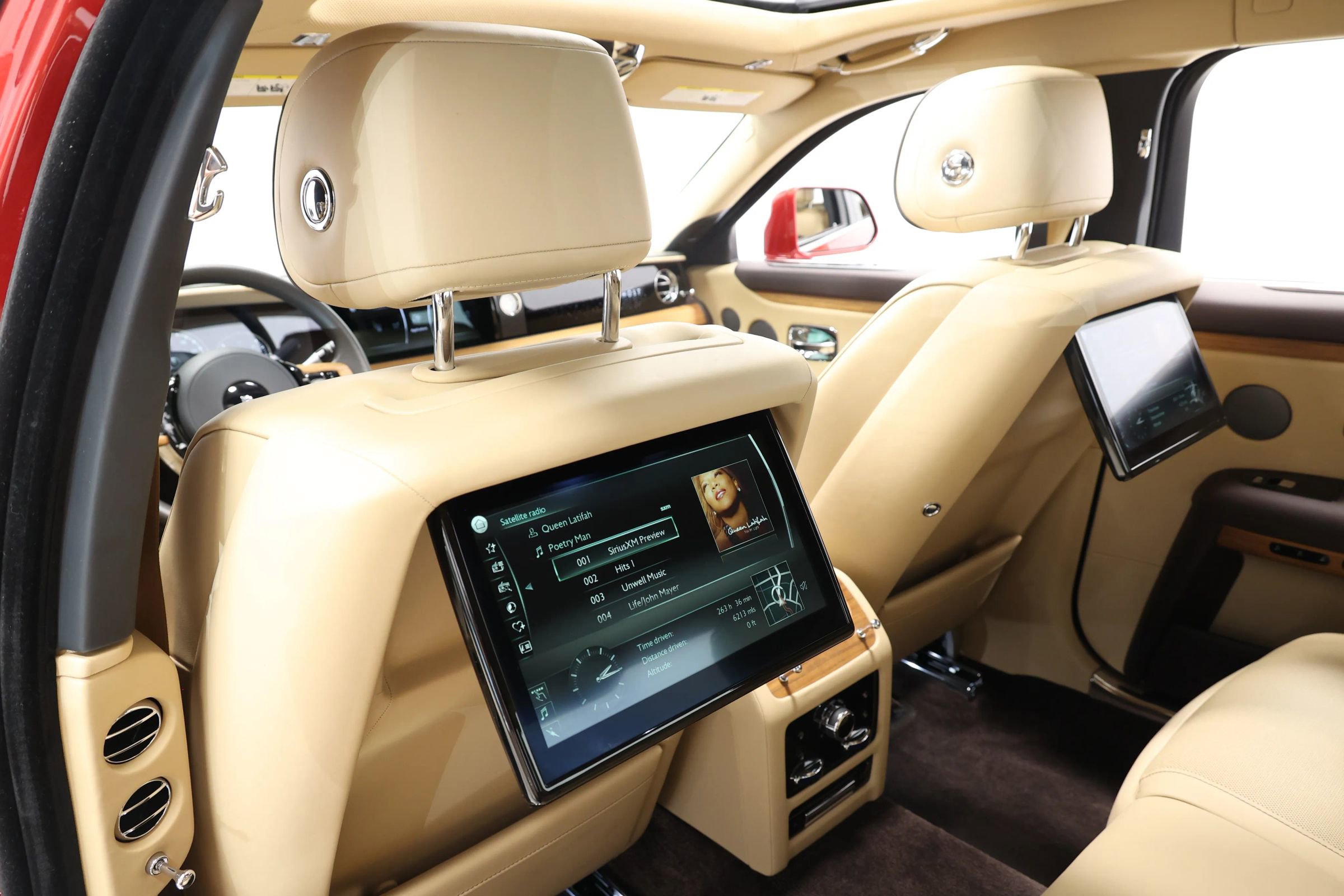 Used 2022 Rolls-Royce Ghost w/ Ghost Package image 65