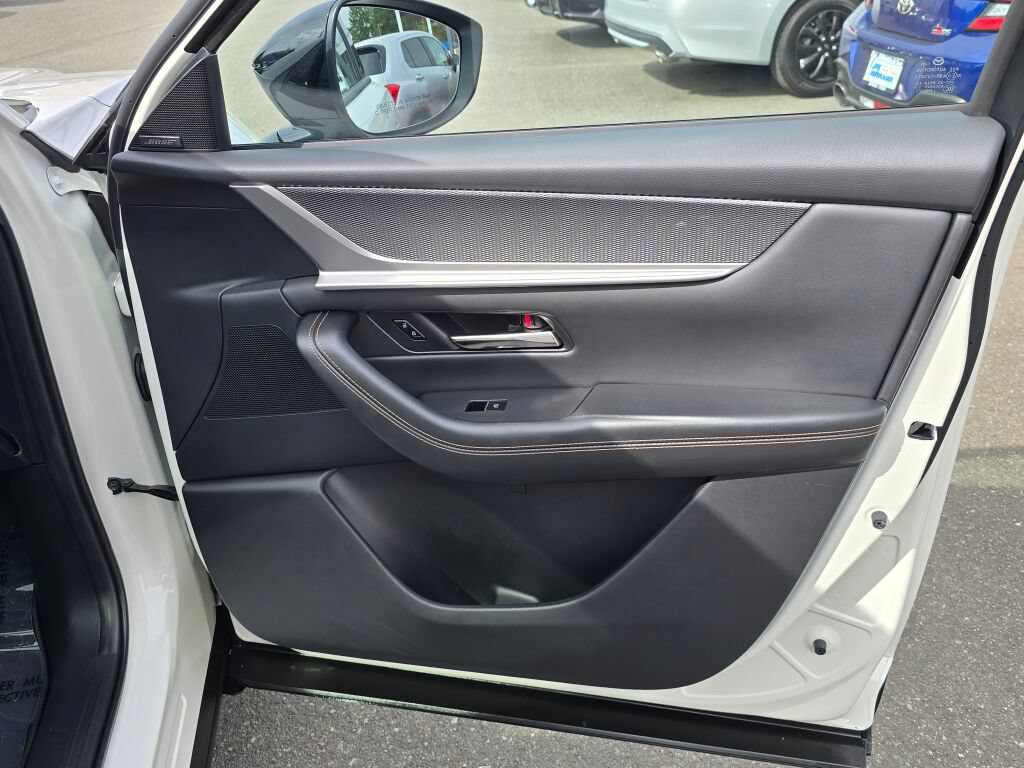 Certified 2025 MAZDA CX-70 Plug-In Hybrid w/ Premium Plus AWD/4WD image 31