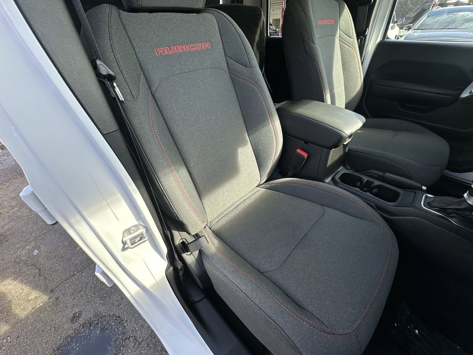 Used 2025 Jeep Gladiator Rubicon w/ Safety Group image 28