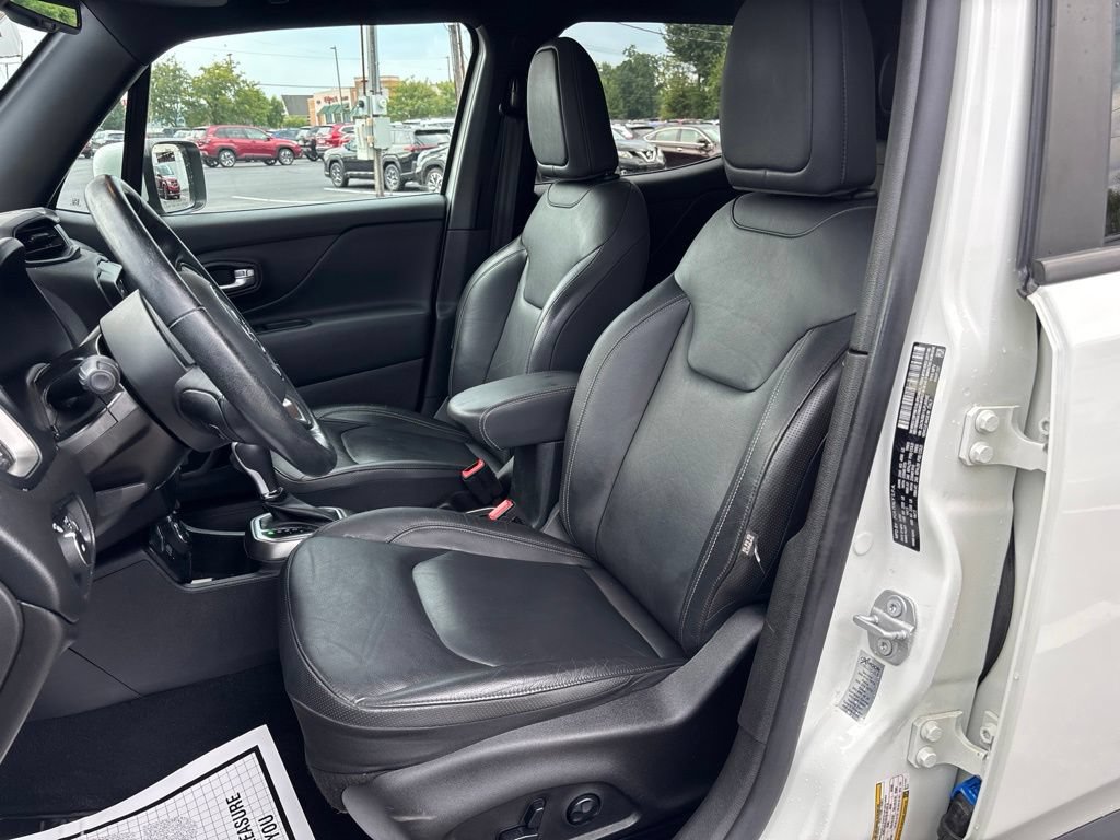 Used 2020 Jeep Renegade Altitude AWD/4WD image 19