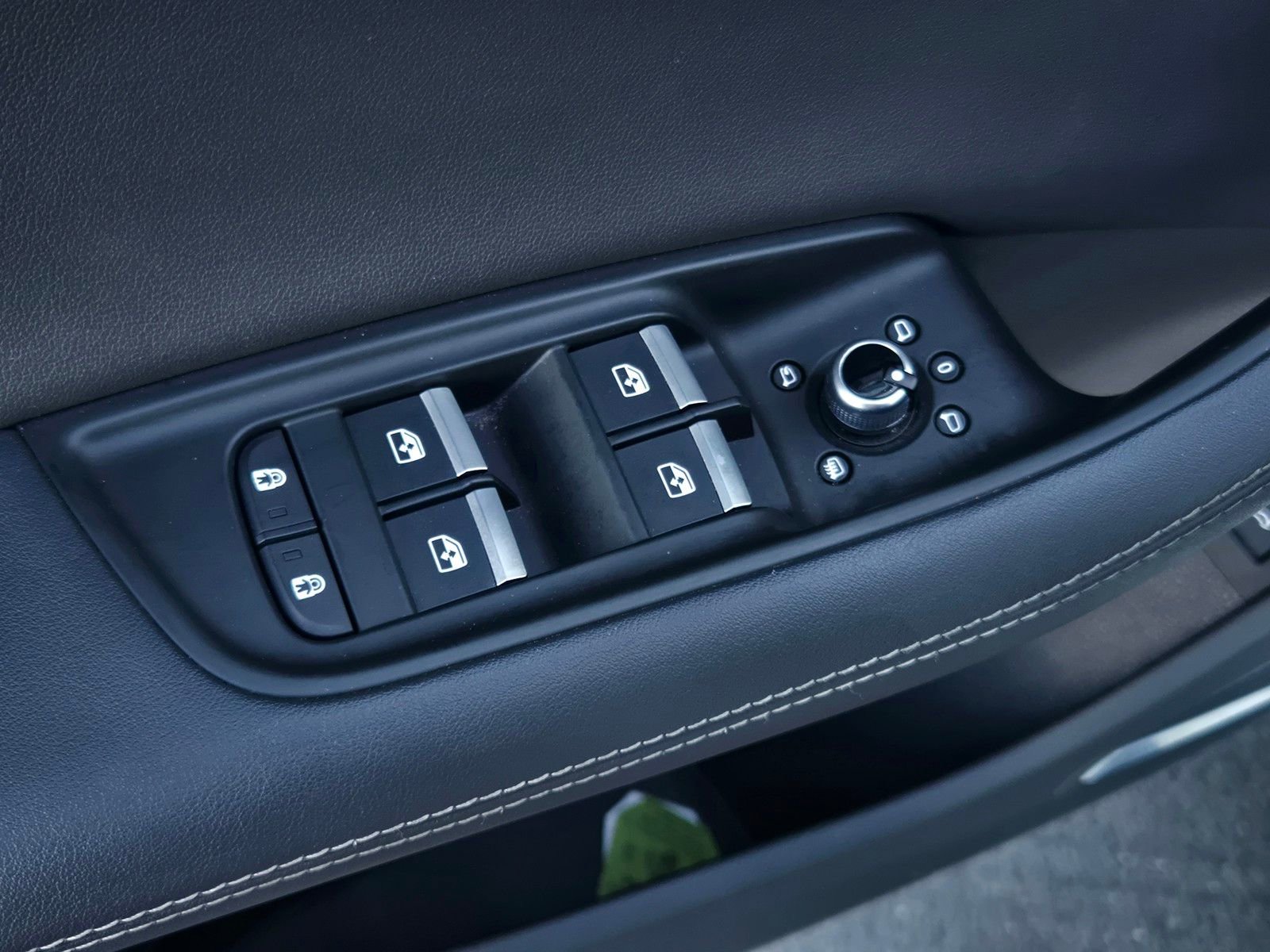 Used 2025 Audi Q7 3.0T Premium Plus image 10