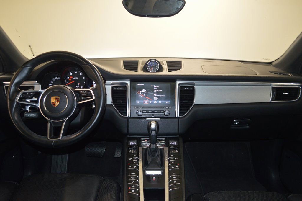 Certified 2017 Porsche Macan GTS image 38