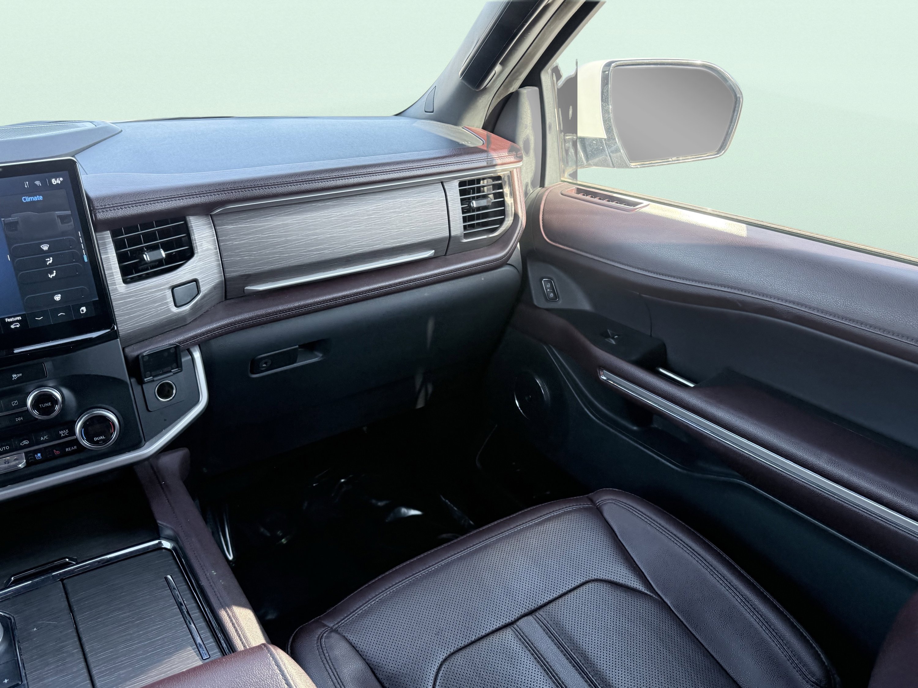 Used 2023 Ford Expedition Max Limited image 61