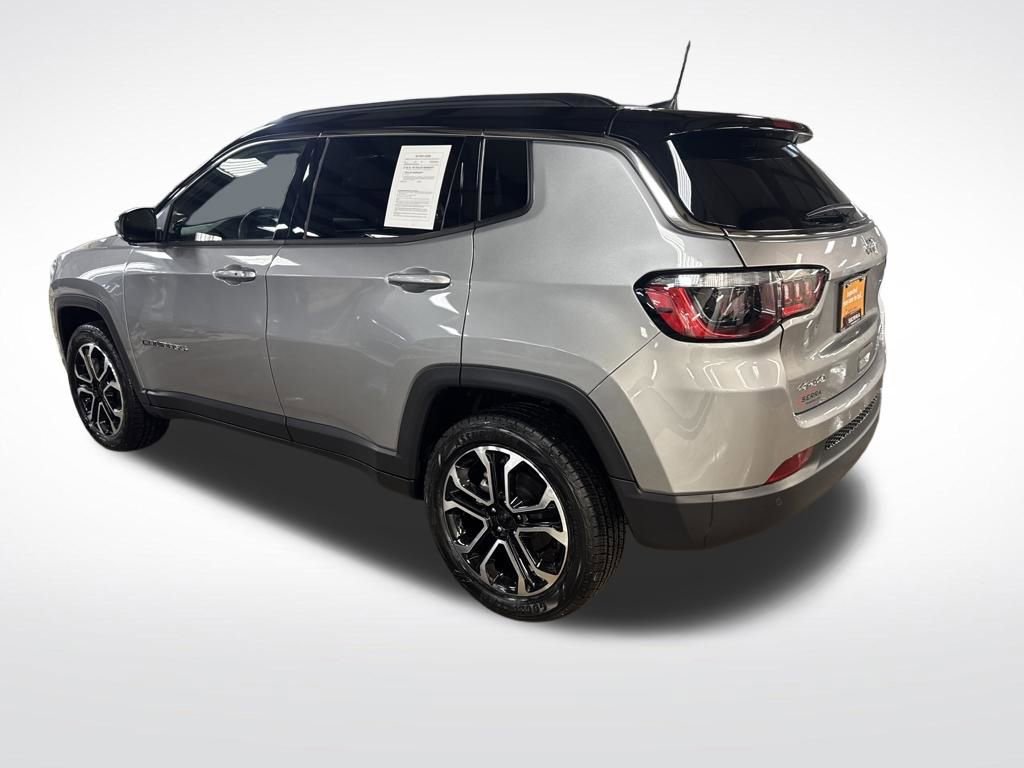 Certified 2024 Jeep Compass Limited image 3