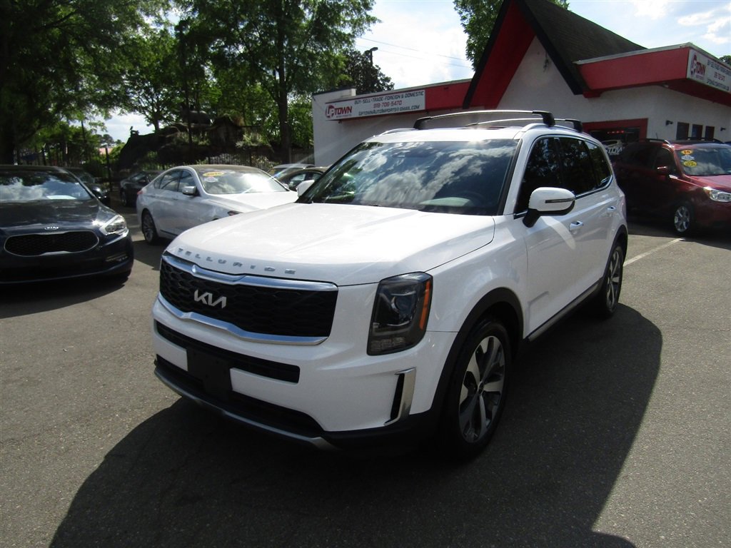 Used 2022 Kia Telluride S image 1
