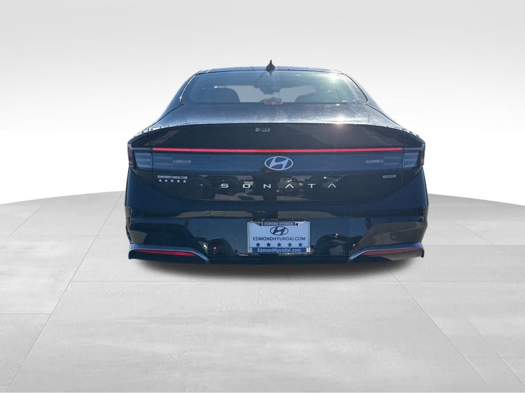 New 2026 Hyundai Sonata Limited image 9