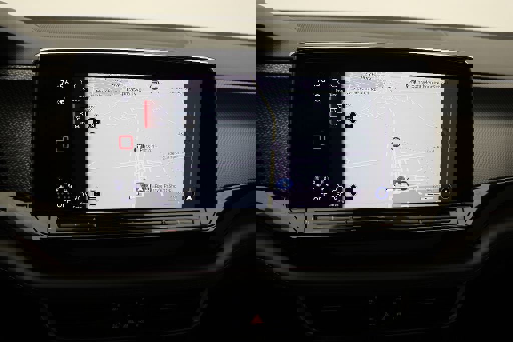 Used 2024 Volkswagen Atlas Cross Sport SEL R-Line image 23