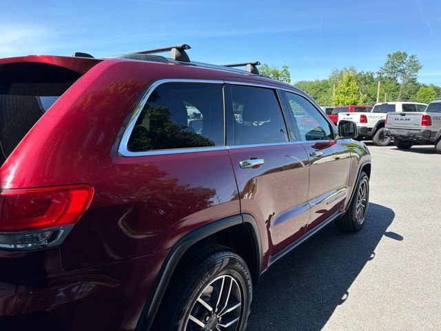 Used 2019 Jeep Grand Cherokee Limited AWD/4WD image 5