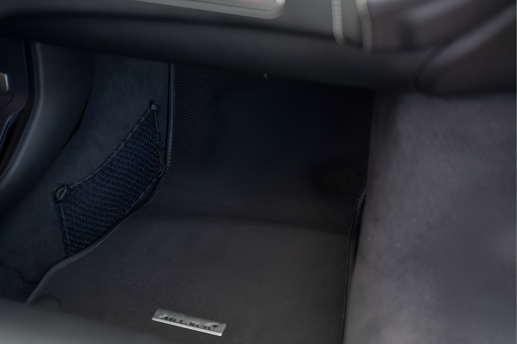 Used 2023 McLaren GT RWD image 47