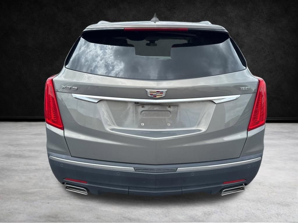 Used 2019 Cadillac XT5 Premium Luxury FWD image 8