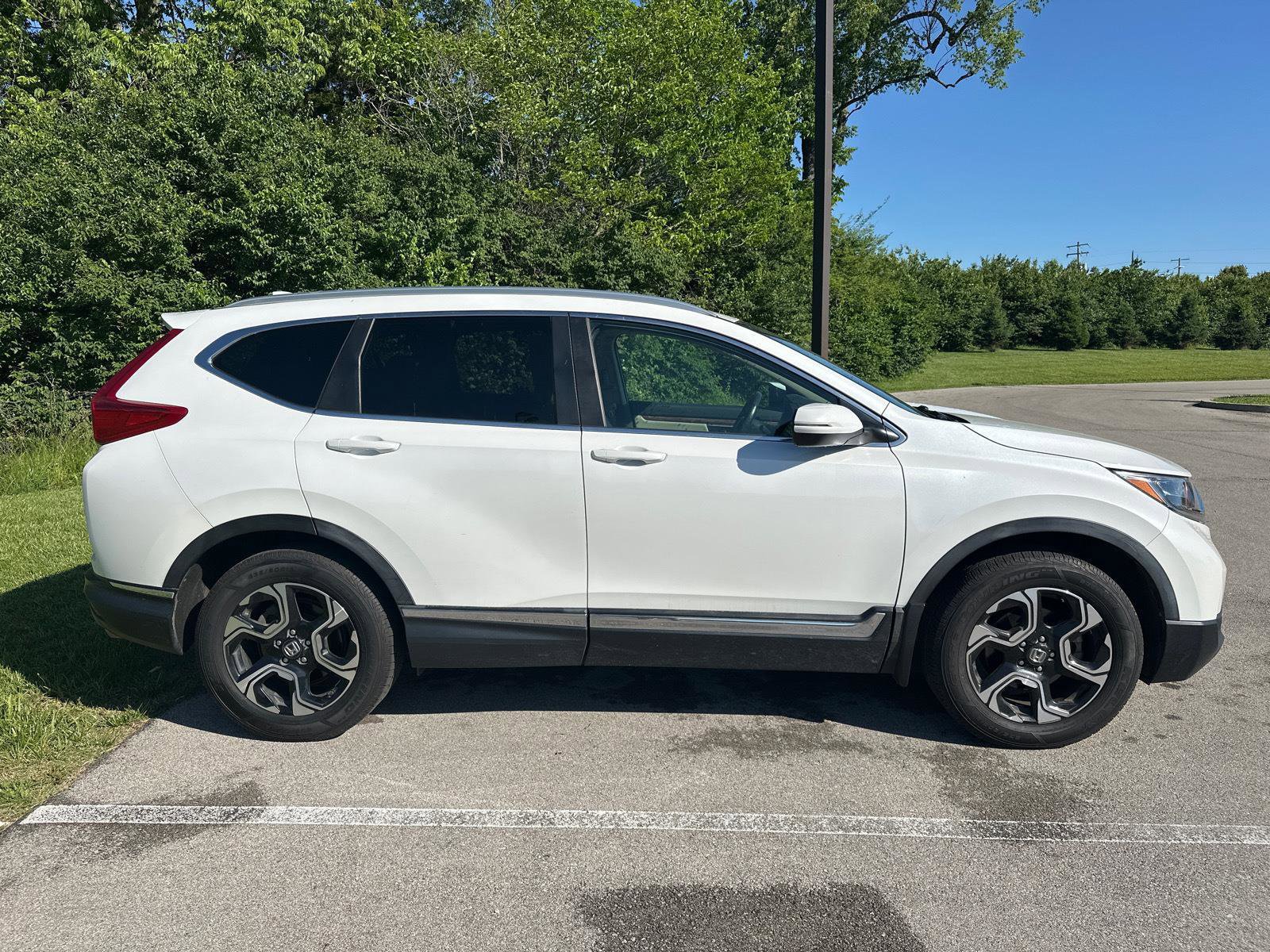 Used 2019 Honda CR-V Touring image 7
